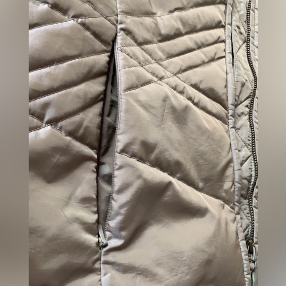 Tan LOFT Puffer Vest with Pockets - Picture 4 of 6